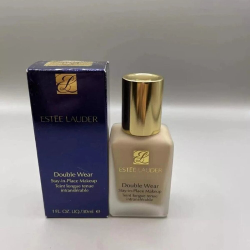 Estee Lauder Double Wear Stay-in-Place Makeup 1W1 Bone 1 OZ/30 ML New